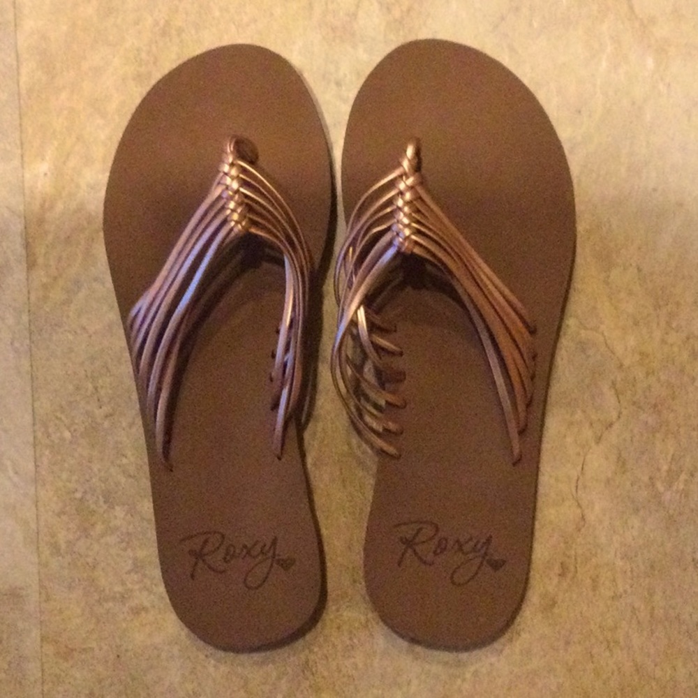 NWOT Roxy size 8 women’s sandals